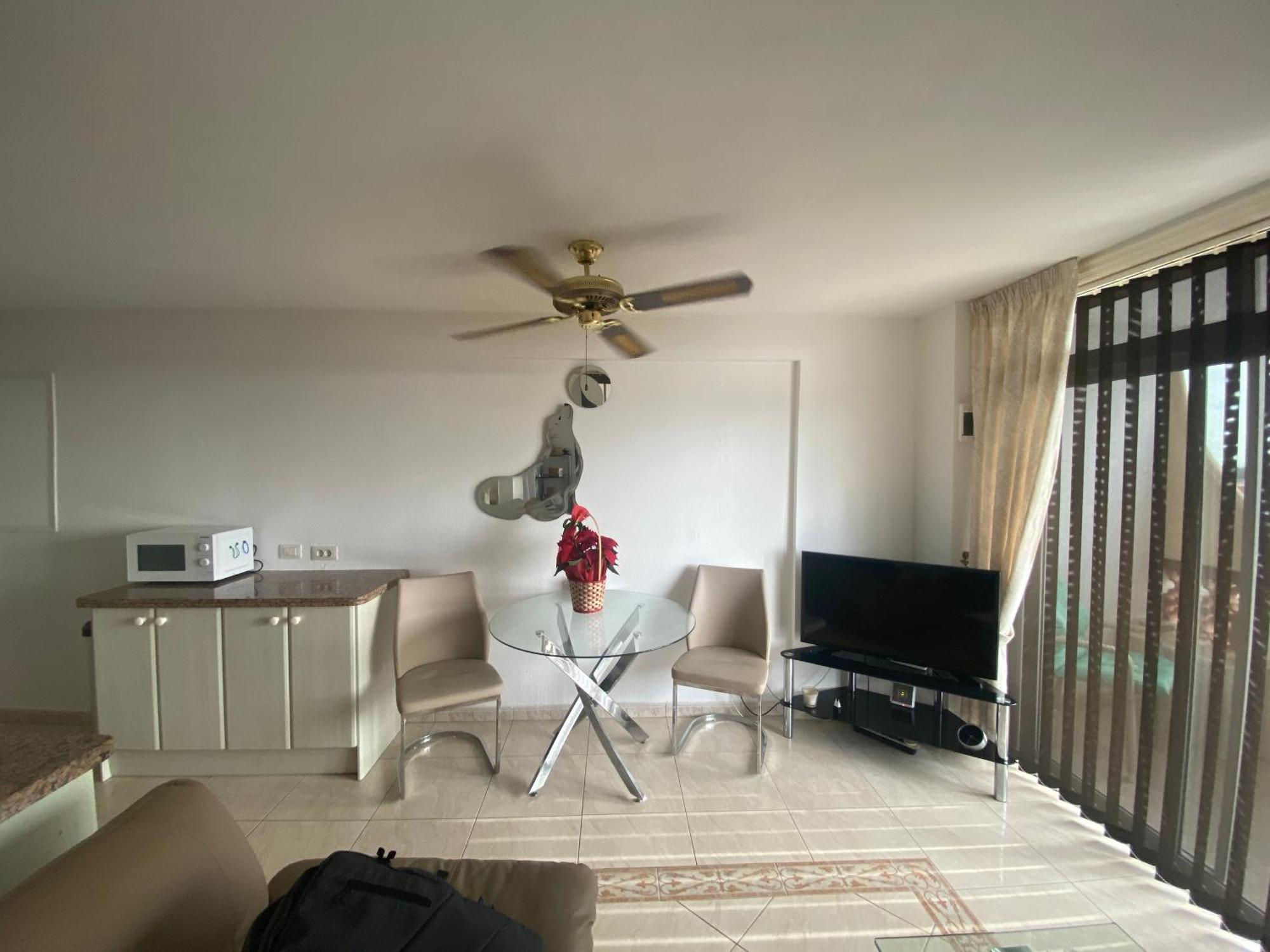 Flamingo Apartment *